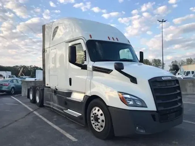 2020 Freightliner Cascadia