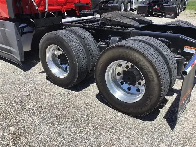 2022 FREIGHTLINER CASCADEVO1