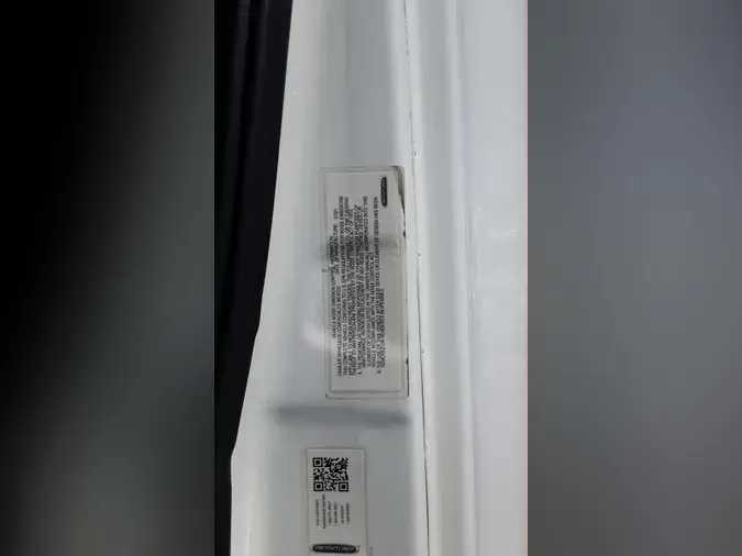 2022 Freightliner Cascadia 126
