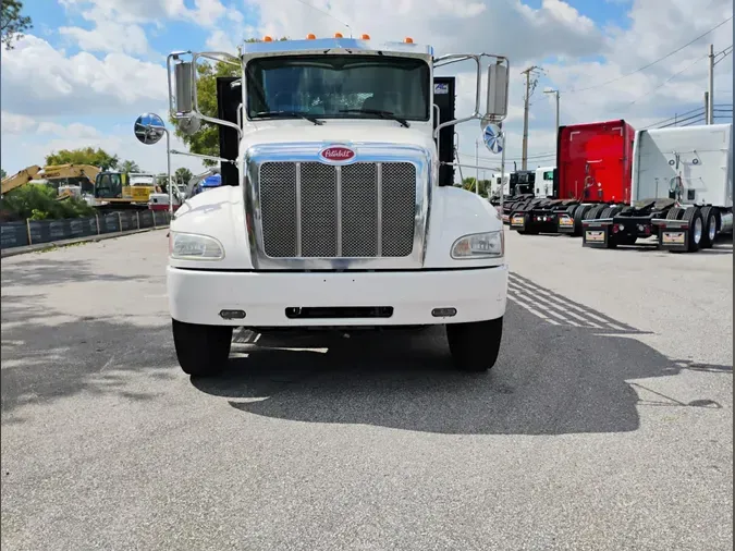 2019 Peterbilt 330