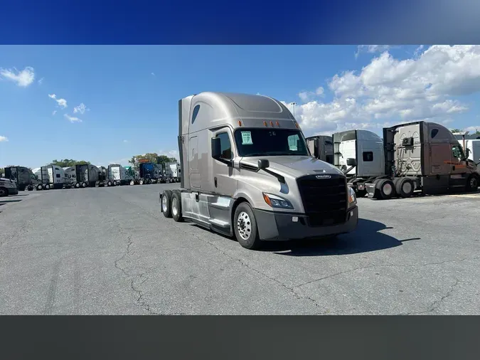 2020 Freightliner Cascadia 1265ea546eebd6be88e97021497d76cf8cb