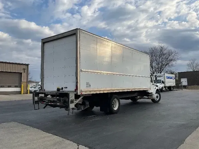 2018 Freightliner M2