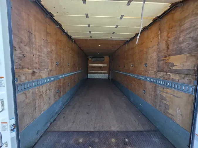 2015 FREIGHTLINER/MERCEDES M2 106