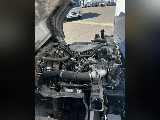 2019 ISUZU NPR HD
