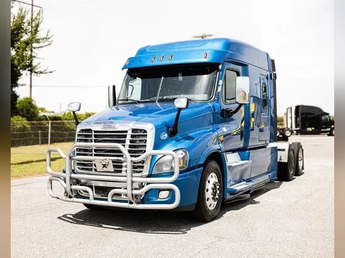 2019 FREIGHTLINER CASCADIA 1255eafbc56f061dc84676070ea9388afc3