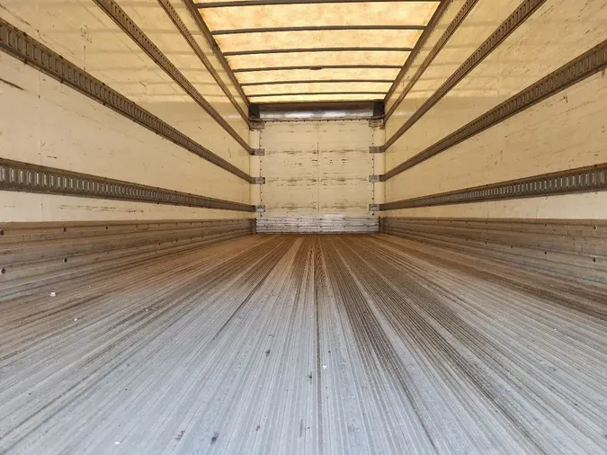 2018 INTERNATIONAL Durastar 4300