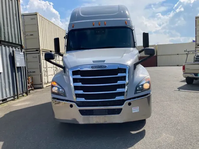 2021 FREIGHTLINER/MERCEDES NEW CASCADIA PX126645eb7580067bc18d3f81d8f0aa56d59b5