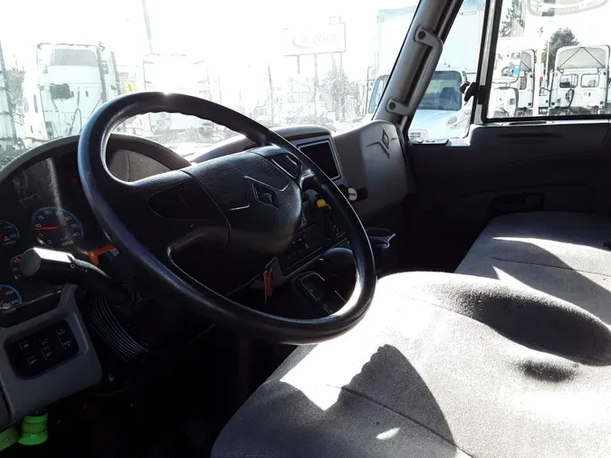 2018 NAVISTAR INTERNATIONAL 4300