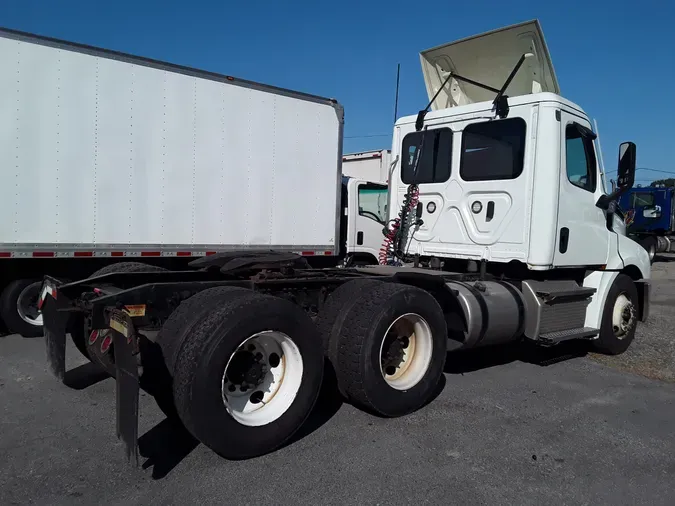 2020 FREIGHTLINER/MERCEDES NEW CASCADIA PX12664