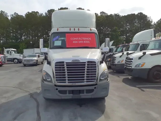 2019 FREIGHTLINER CASCADIA 113