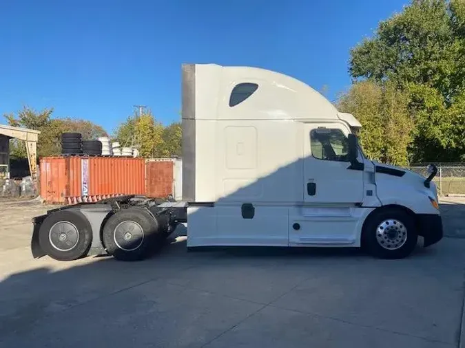 2020 Freightliner Cascadia
