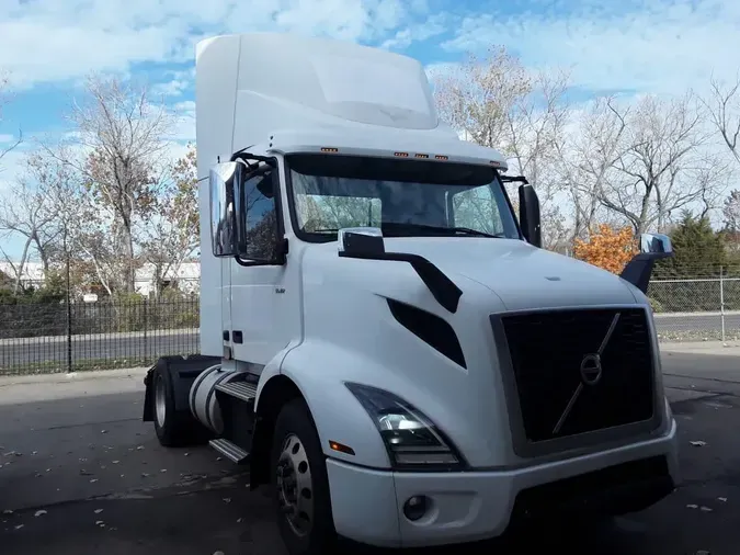 2019 VOLVO VNR42T 3005ecefe465b37ac507eea87a06458f7d8
