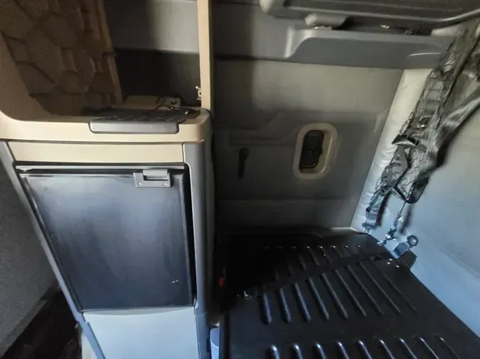 2019 FREIGHTLINER CASCADIA 125