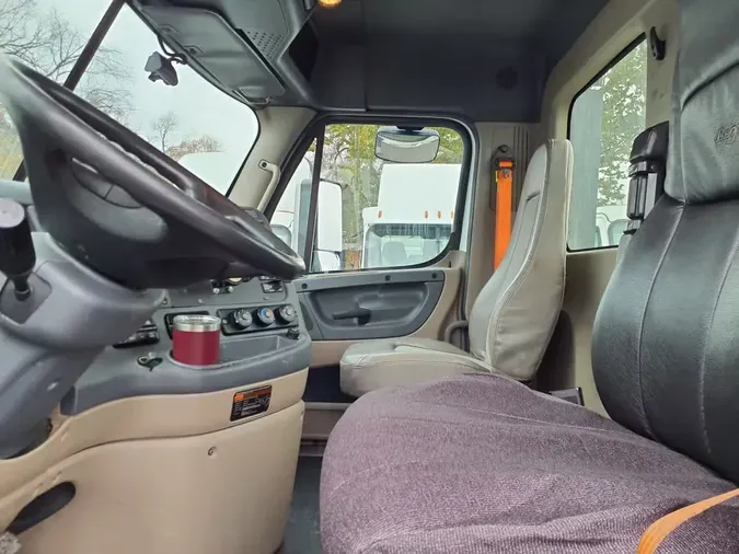 2019 FREIGHTLINER/MERCEDES CASCADIA 1255ed241682e95c7df8ce9adcc9363e65c