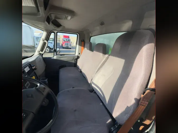 2019 NAVISTAR INTERNATIONAL 4300