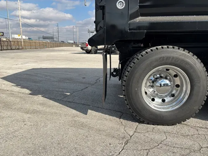 2026 MACK GRANITE 84BR