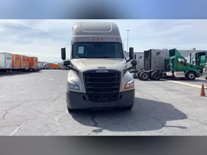 2022 Freightliner Cascadia 1265ee2ac14426661047e313b8228df9c02