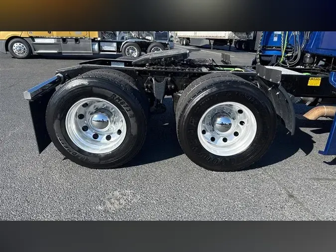 2020 INTERNATIONAL LT