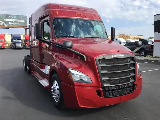 2019 FREIGHTLINER CA126