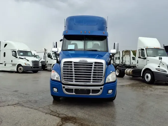 2019 FREIGHTLINER CASCADIA 125