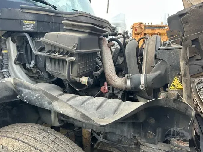 2011 INTERNATIONAL DURASTAR 4300