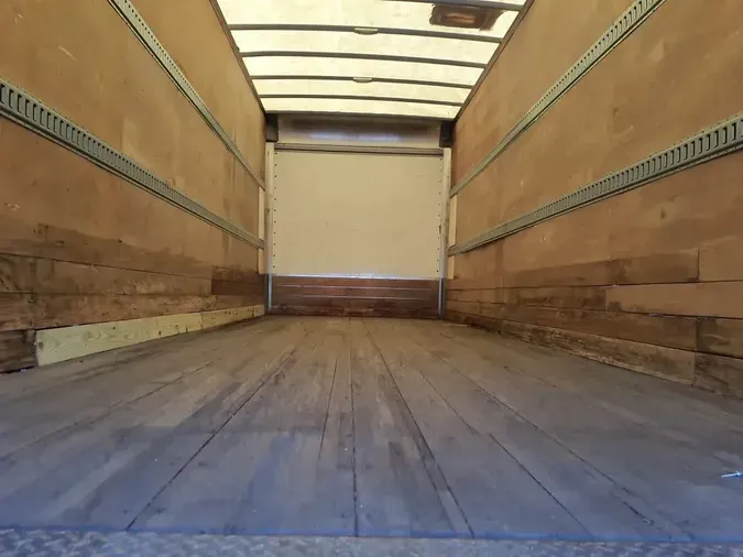 2019 FREIGHTLINER/MERCEDES M2 106
