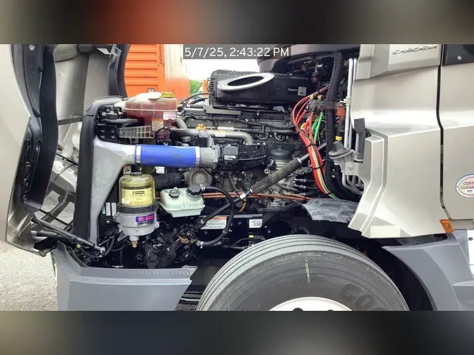 2021 Freightliner Cascadia