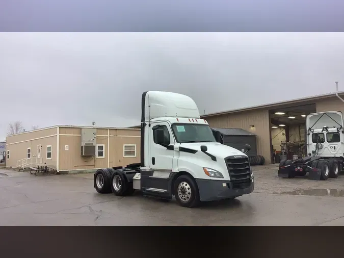 2019 Freightliner Cascadia5eeaf890fe5f1b81b30380383e5f6592