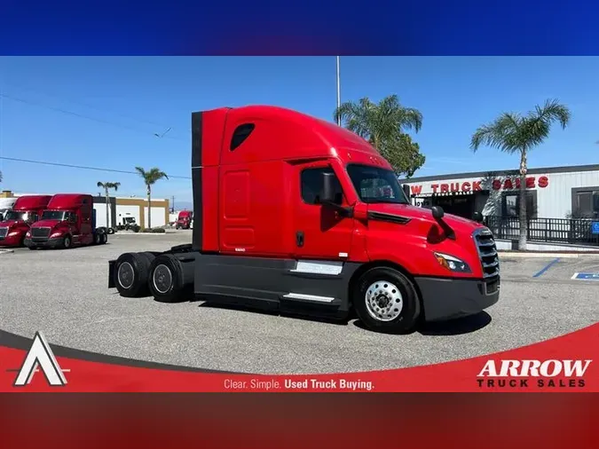 2021 FREIGHTLINER CA126