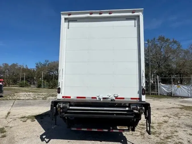 2020 FREIGHTLINER/MERCEDES M2 106