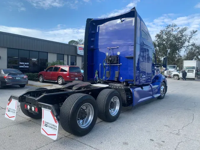 2020 Kenworth T680