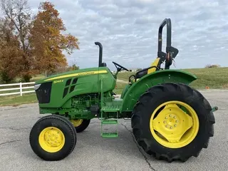 2018 John Deere 5045E