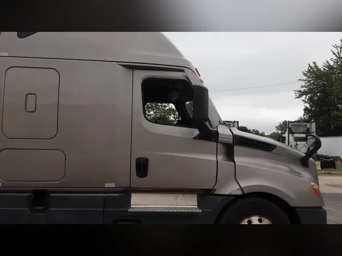 2021 Freightliner Cascadia