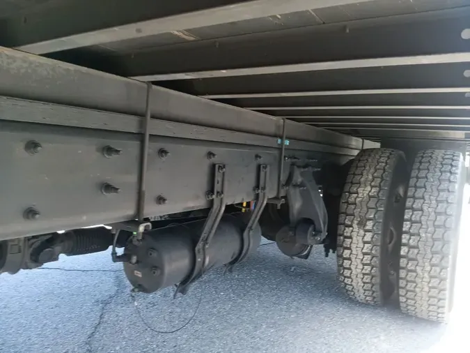 2022 FREIGHTLINER M2 106