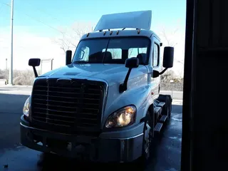 2019 FREIGHTLINER/MERCEDES CASCADIA 125