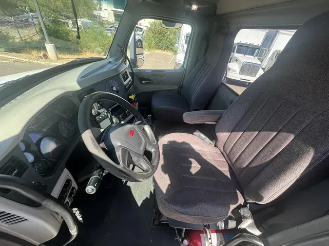 2018 Peterbilt 579