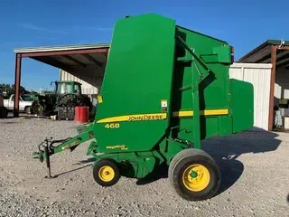 2010 John Deere 468