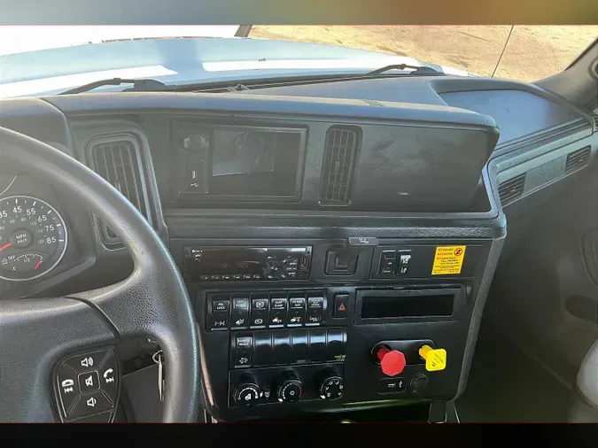 2019 INT LT625 6x4