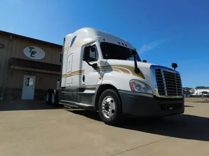 2019 Freightliner Cascadia 125