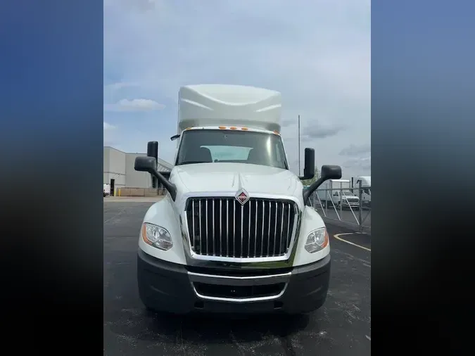 2020 International LT625
