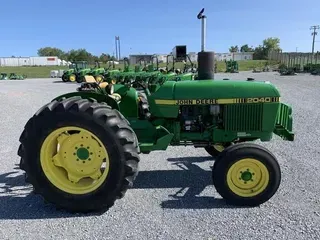 John Deere 2040