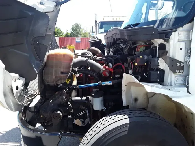 2017 NAVISTAR INTERNATIONAL 4300
