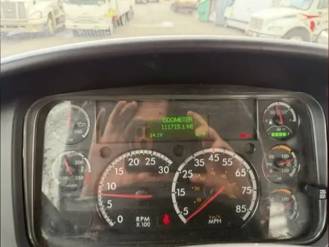 2019 FREIGHTLINER/MERCEDES M2 106