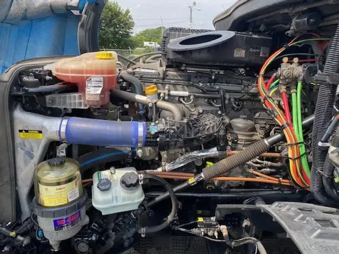 2022 Freightliner Cascadia