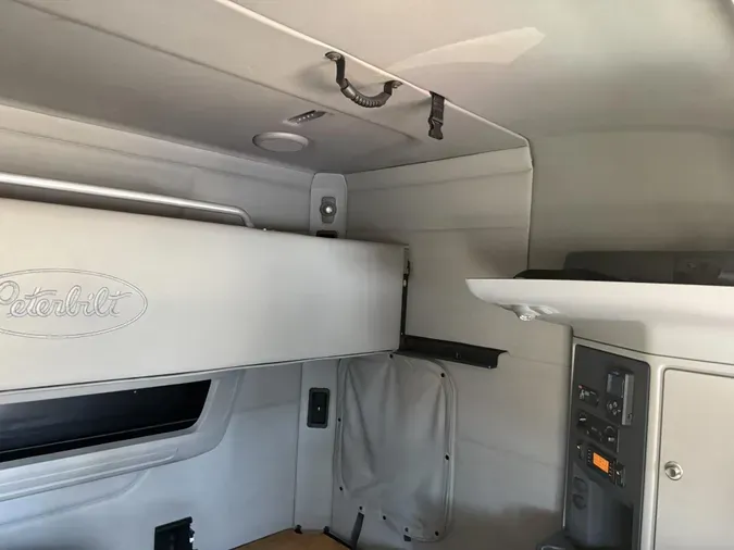 2022 Peterbilt 5675f143809ae3da0d548b3ae00d539164d