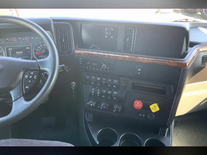 2022 INT LT625 6x4