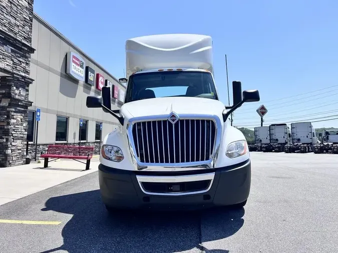 2020 International LT625