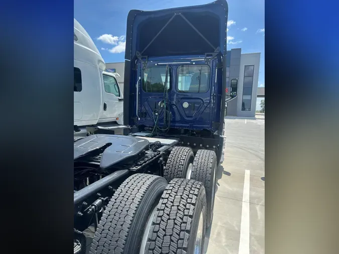 2020 Freightliner Cascadia