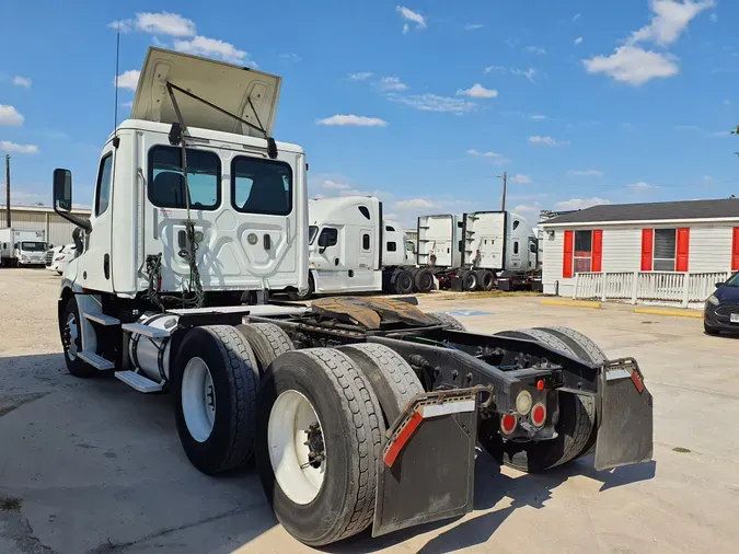 2018 FREIGHTLINER/MERCEDES NEW CASCADIA PX12664