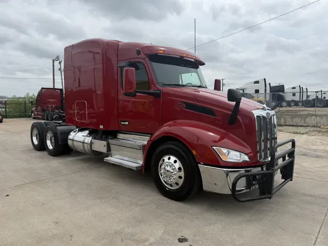 2022 Peterbilt 579